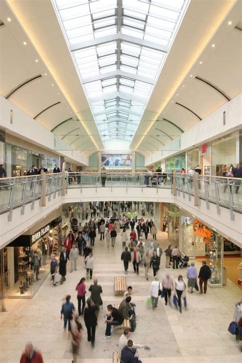 metro centre retail park shops.